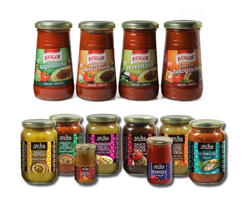 西班牙醬料、腌制蔬菜和冰淇淋淋醬