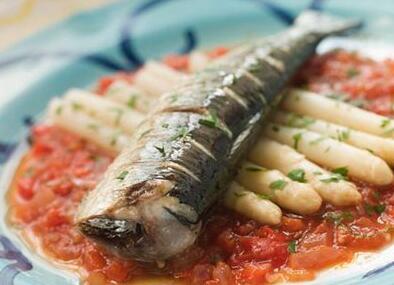 摩洛哥吞拿魚和沙丁魚罐頭...